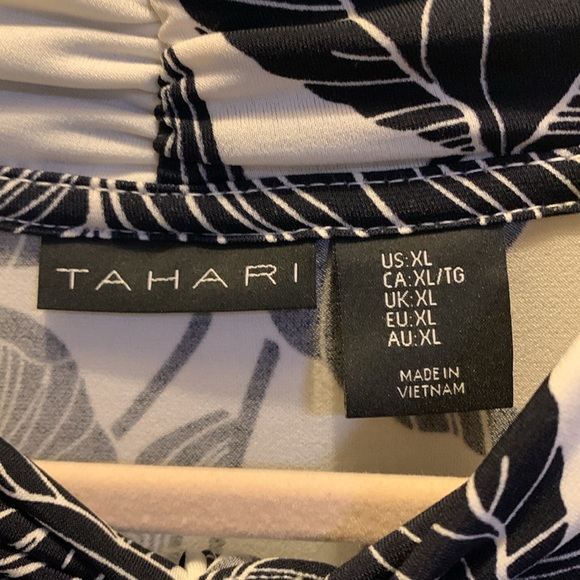 Tahari Top - Picture 3 of 5